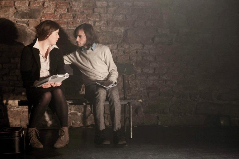 Proti pokroku: Natálie Řehořová a Ondřej Novák, foto: Divadlo Letí - 25957-442814965785107-679960698-n