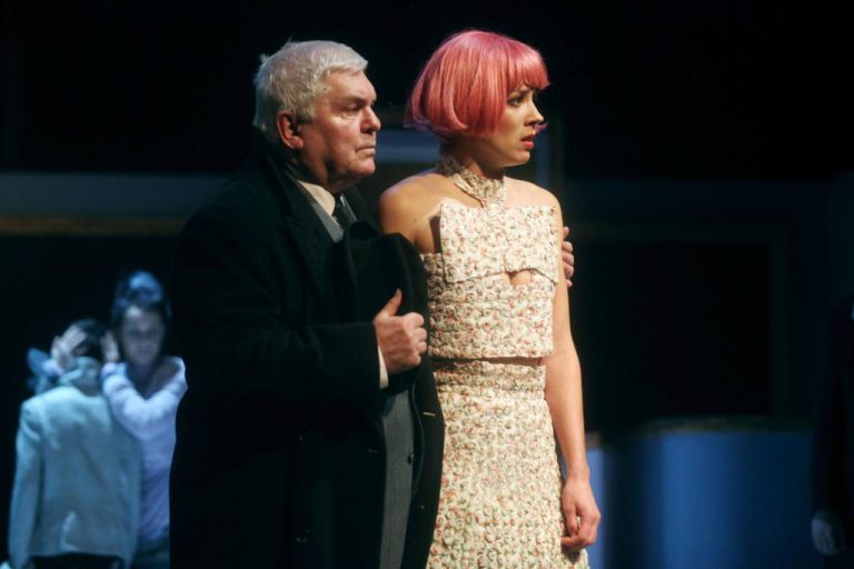 Frankenstein: Stanislav Šárský, Petra Hřebíčková - foto: Alžběta Jungrová - img-2708