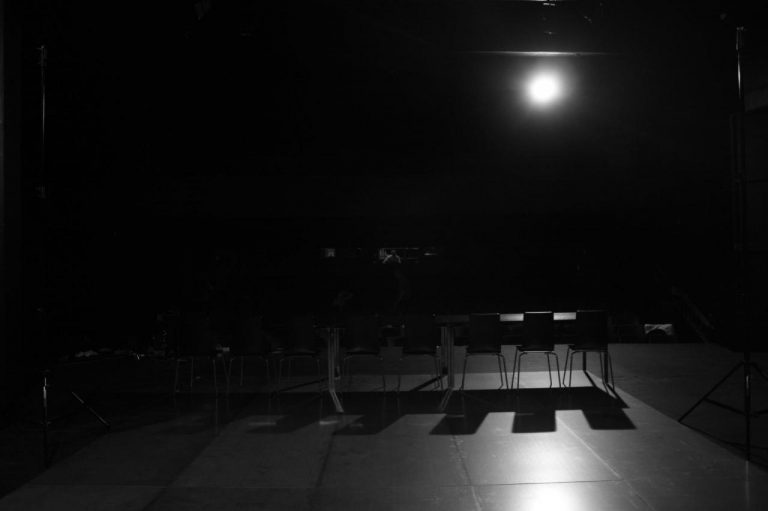 Divadlo Komedie 2012 - 614372-262198907232201-1246684519-o