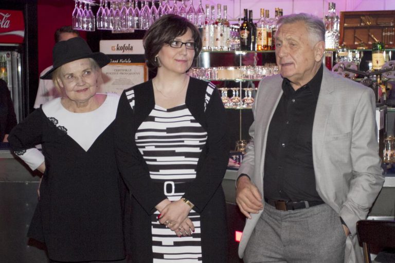 křest knihy (Gabriela Vránová, Renáta Novotná, Jiří Menzel) - 2014-11-6763-kopie