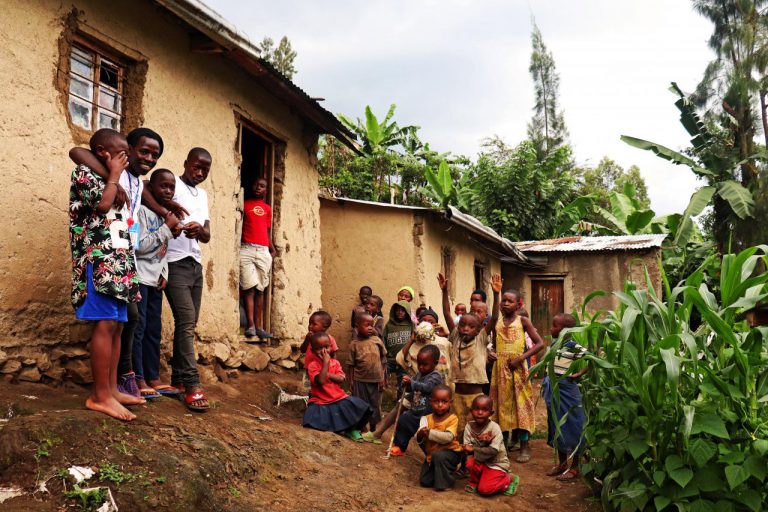 Aboubův domov - hit-aboubuv-domov