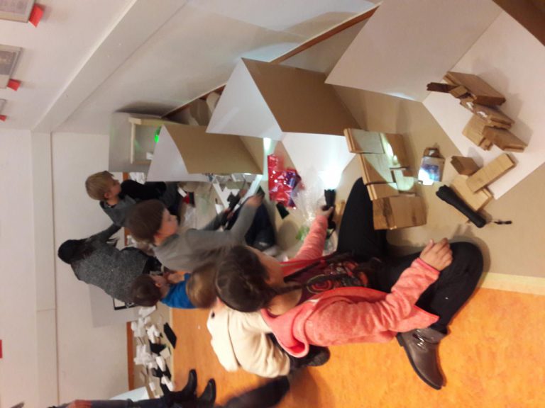 IDU - idu-pun-story-telling