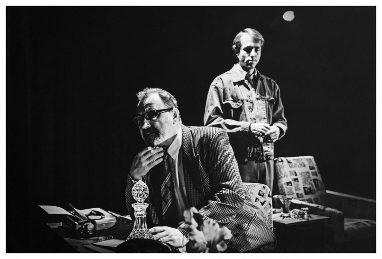 Protest - Miroslav Večerka (Staněk), Viktor Zavadil (Vaněk), foto: Tomáš Glasberberger - mg-8981