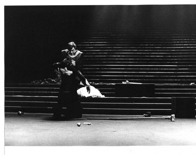 (foto: dr. Jaromír Svoboda) - hamlet002