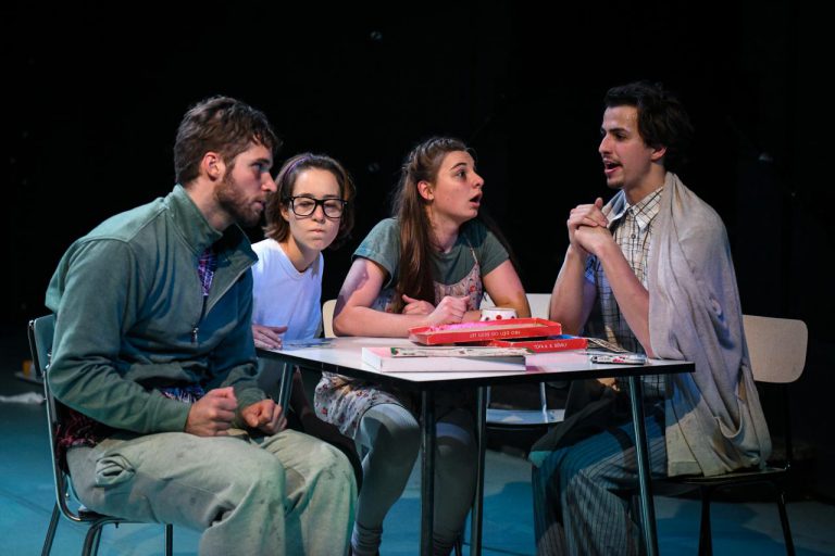 Přelet nad kukaččím hnízdem (foto: Michal Hančovský) - prelet-nad-kukaccim-hnizdem-disk-foto-michal-hancovsky-1