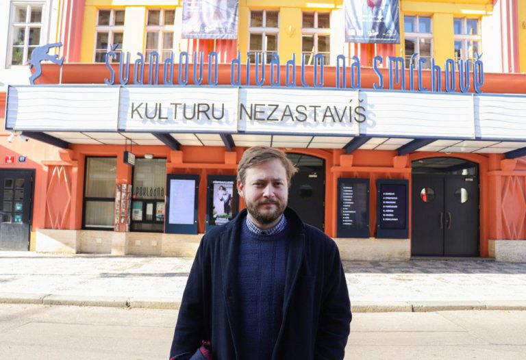 David Košťák (foto: Richard Moučka) - 3-david-kostak-dramaturg-svandova-divadla-foto-richard-moucka-repro-zdarma