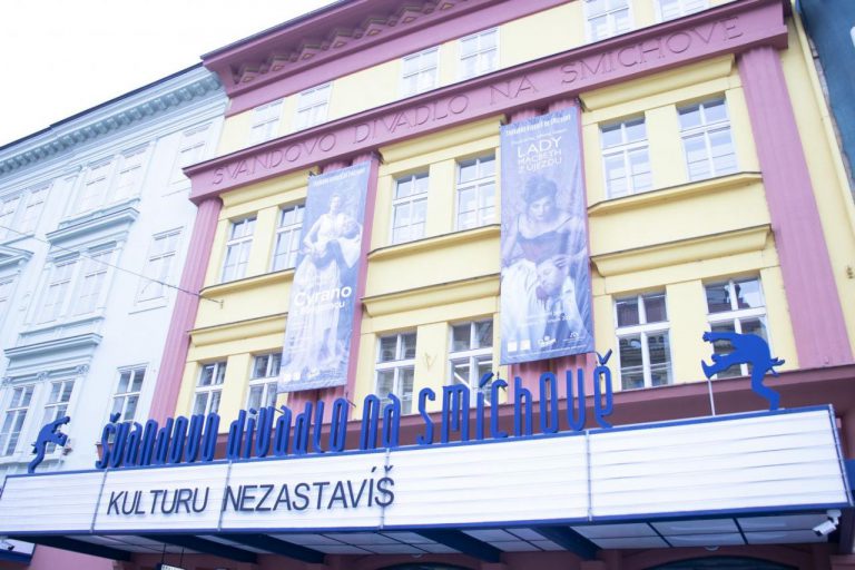 (foto: Richard Moučka) - 5-svandovo-divadlo-s-markyzou-kulturu-nezastavis-foto-richard-moucka-repro-zdarma