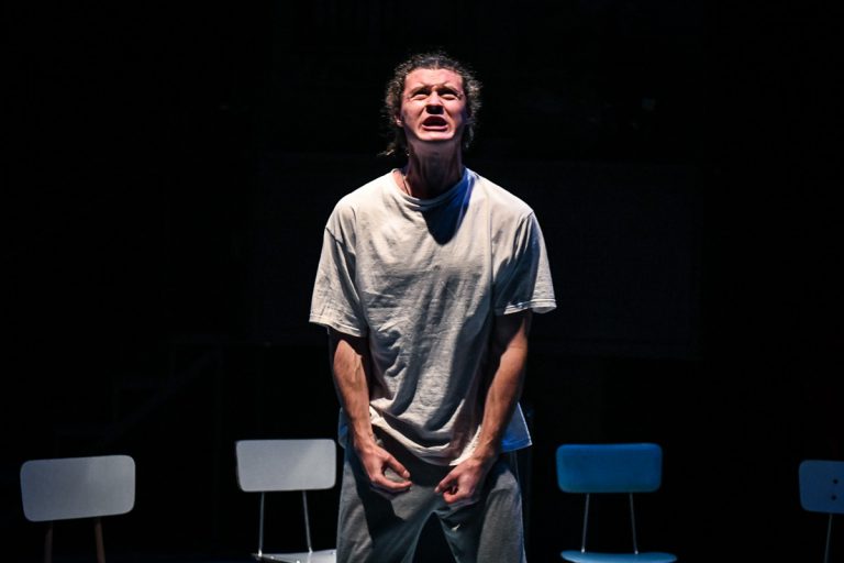 Přelet nad kukaččím hnízdem (foto: Michal Hančovský) - prelet-nad-kukaccim-hnizdem-disk-web-foto-michal-hancovsky1