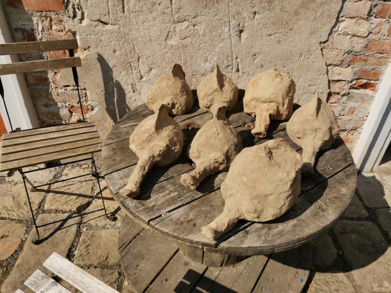 Masky mořských koníků pro Valdštejnské imaginárium - masky-morskych-koniku-pro-valdstejnske-imaginarium