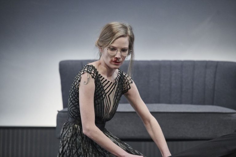 Ladies no Gentlemen (foto: KIVA) - dnz-ladies-no-gentlemen-bara-bockova-foto-kiva-4269-nahled