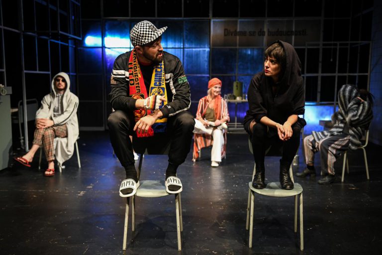 Klicperovo divadlo - klicperovo-divadlo-lide-mista-veci