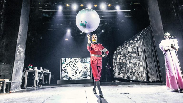 (foto: Patrik Borecký) - diktator-foto-patrik-borecky-2