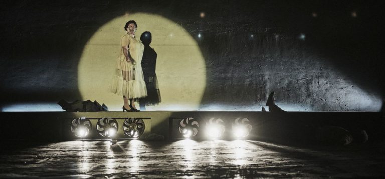 Moje říše je z tohoto světa - pdfnj-cena-josefa-balvina-studio-hrdinu-moje-rise-je-z-tohoto-sveta-foto-martin-spelda-nahled