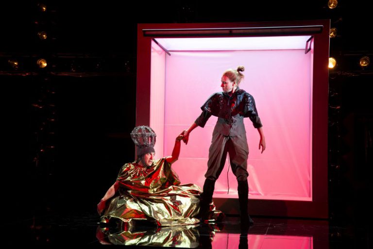 Orlando - pdfnj-orlando-schauspiel-hannover-foto-kerstin-nahled