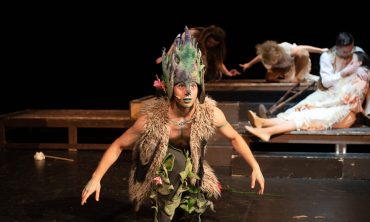 04_slavik_a_ruze_intro_2023_djkt_foto_irena_sterbova_klimenda_4048