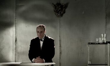 Karel Dobrý v hlavní roli inscenace Den opričníka (Studio Hrdinů) foto: Jan Dvořák